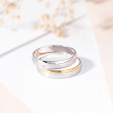 Conjunto de anillo de boda mate satinado oro pulido y diamante