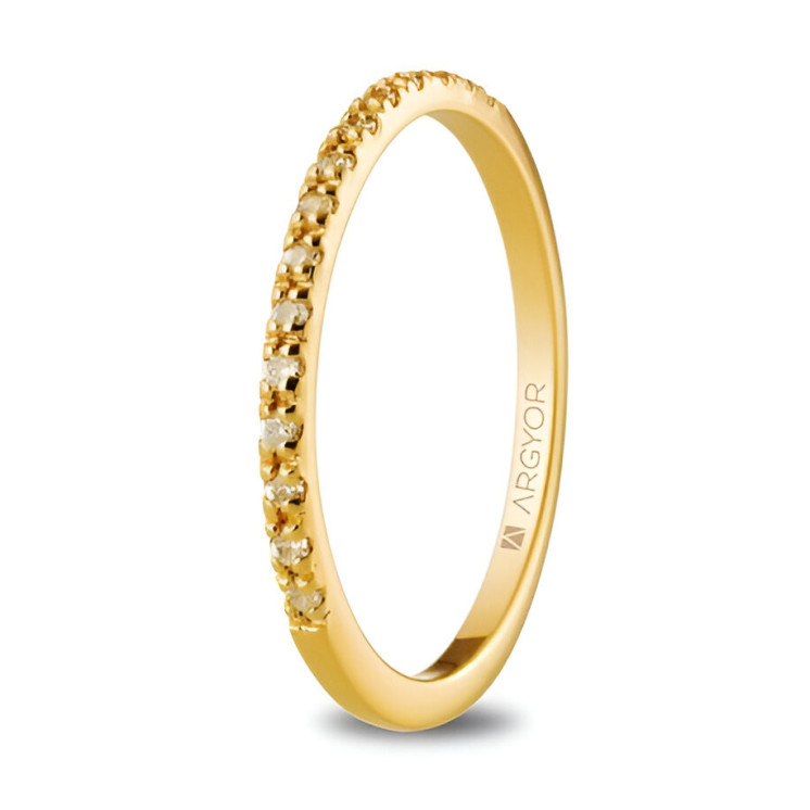 Anillo oro amarillo con 17 diamantes talla brillante 0,17ct