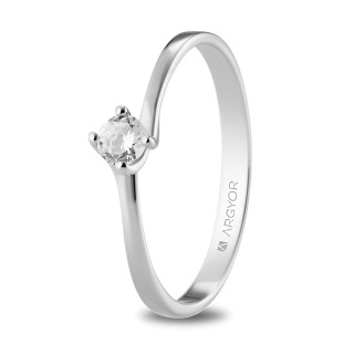 Anillo de pedida oro blanco con diamante talla brillante de 0,16ct