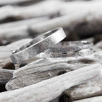 Alianza 18 kilates en oro blanco 4 milímetros efecto hielo - foto 3