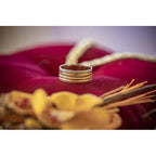 Alianza bicolor 4mm de ancho con acabado texturizado - foto 2