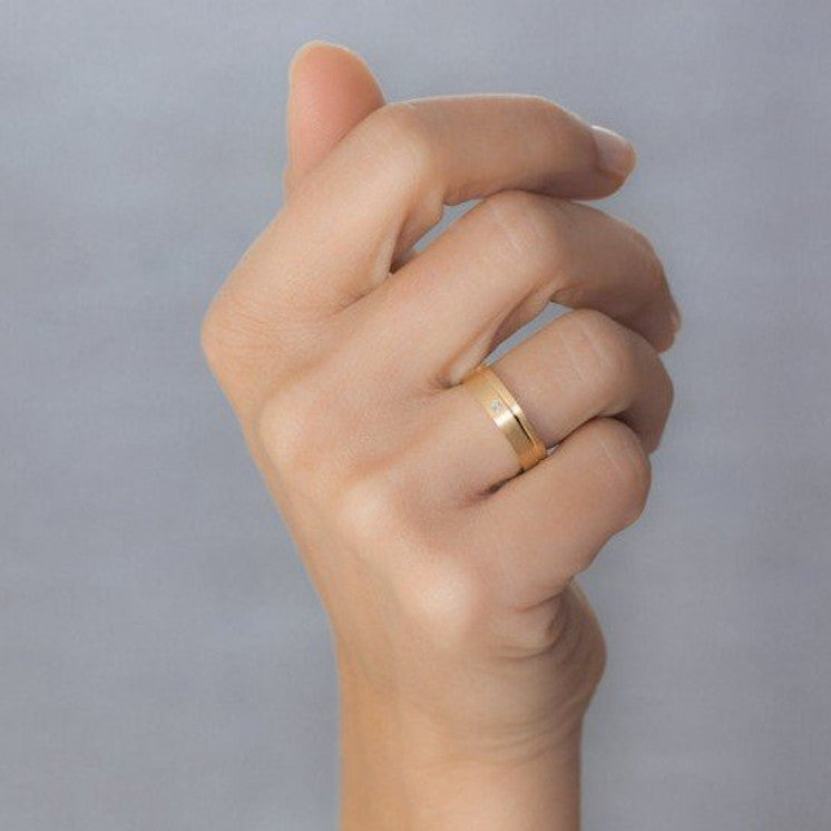 Alianza de boda 5 milímetros con diamante de 0,02ct - foto 2